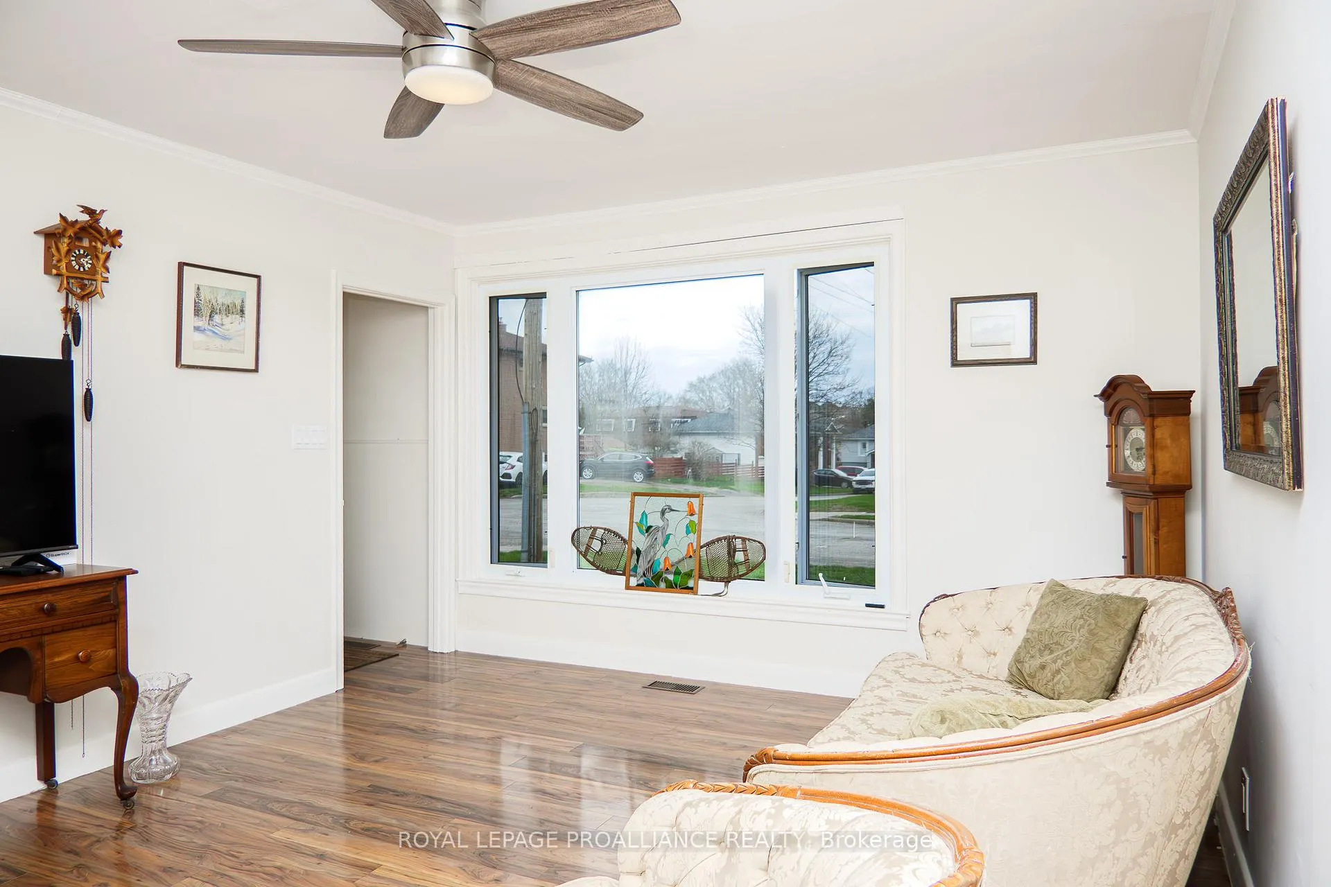 Photo 6 of 101 Wall Street, Quinte West, Trenton Ward — HOMEH