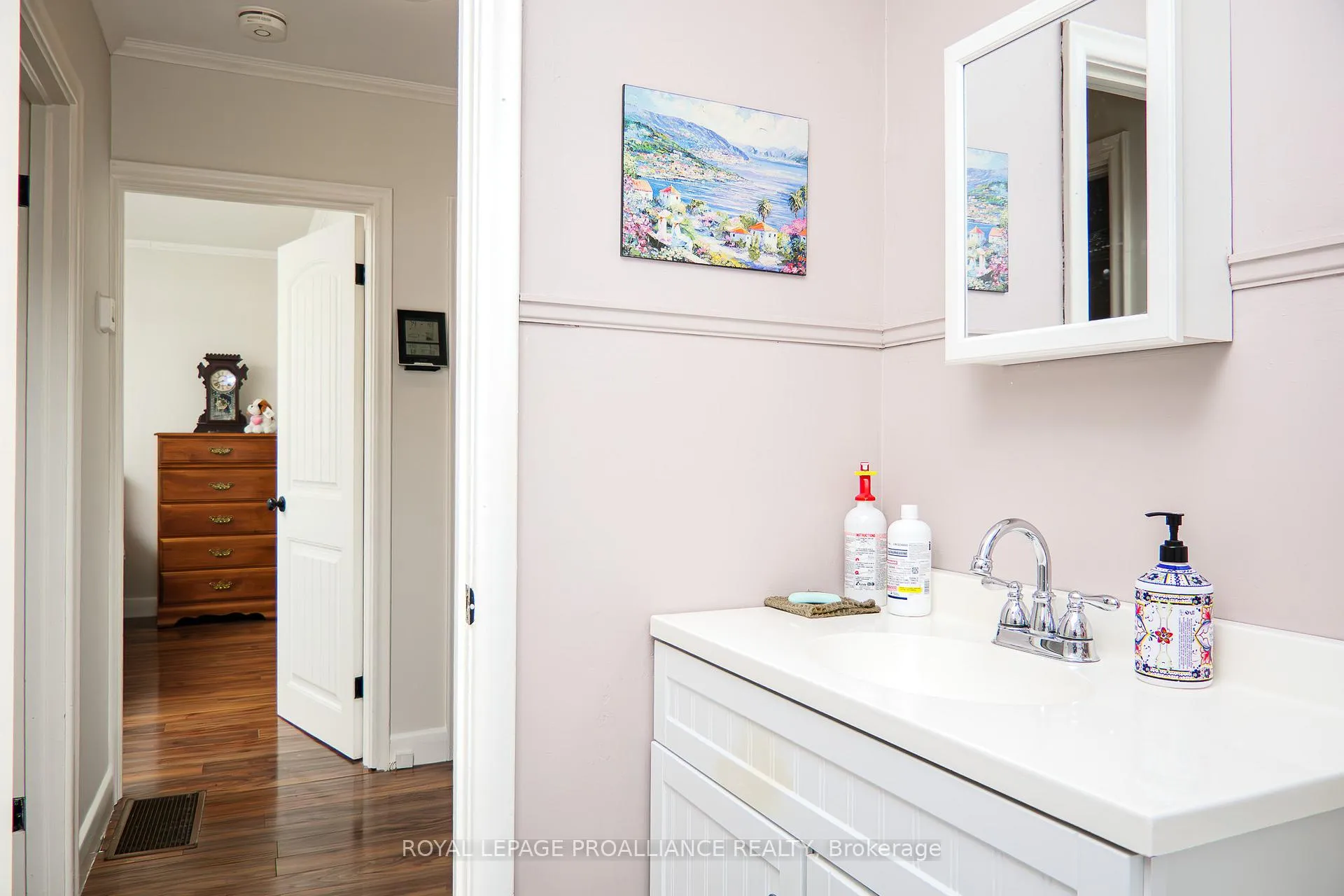 Photo 14 of 101 Wall Street, Quinte West, Trenton Ward — HOMEH