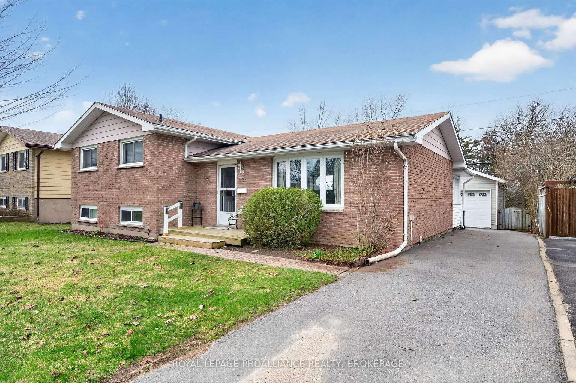 Photo 2 of 931 Auden Park Drive, Kingston, City Southwest — HOMEH