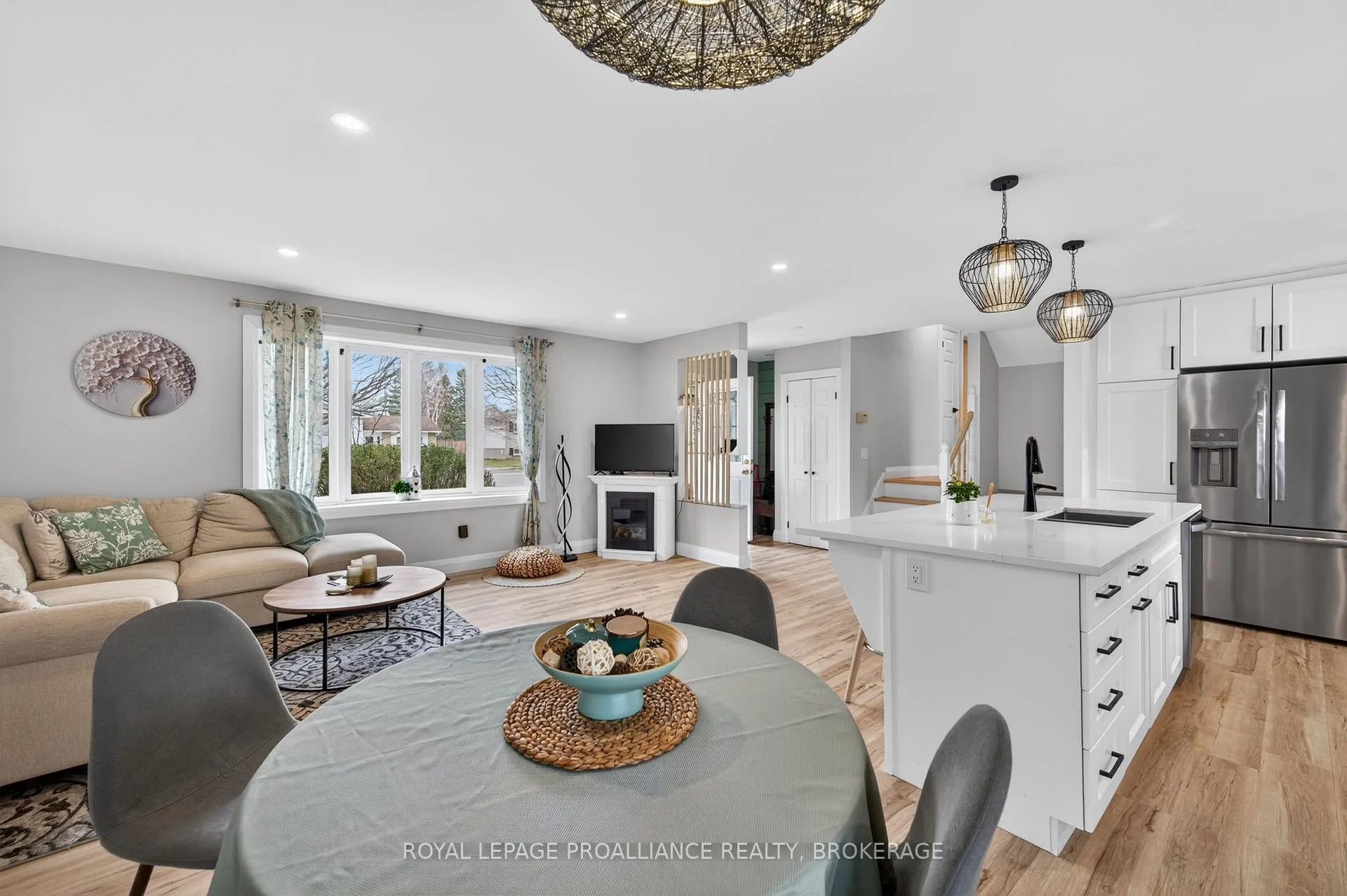 Photo 6 of 931 Auden Park Drive, Kingston, City Southwest — HOMEH