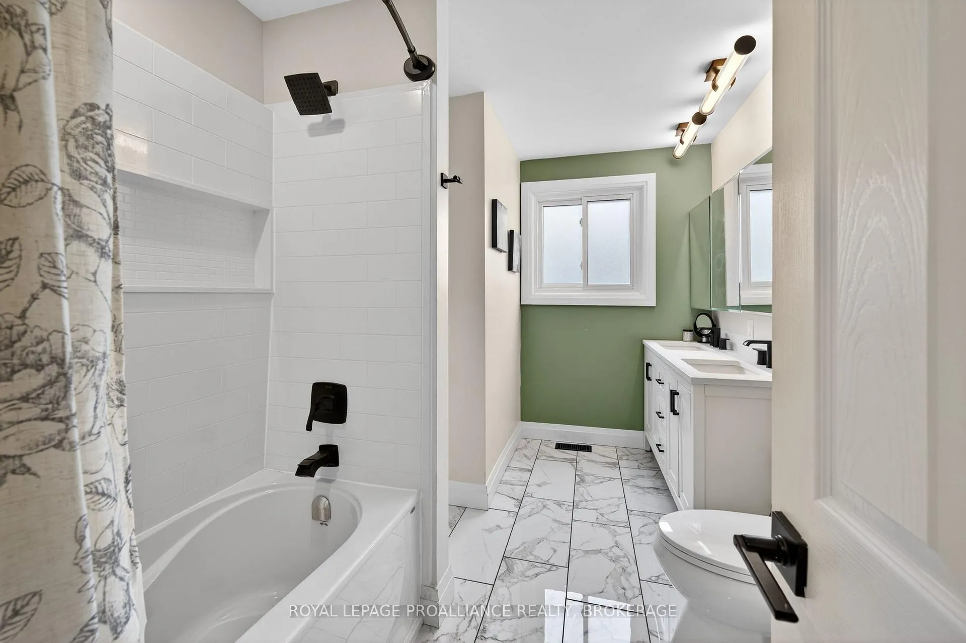 Photo 17 of 931 Auden Park Drive, Kingston, City Southwest — HOMEH