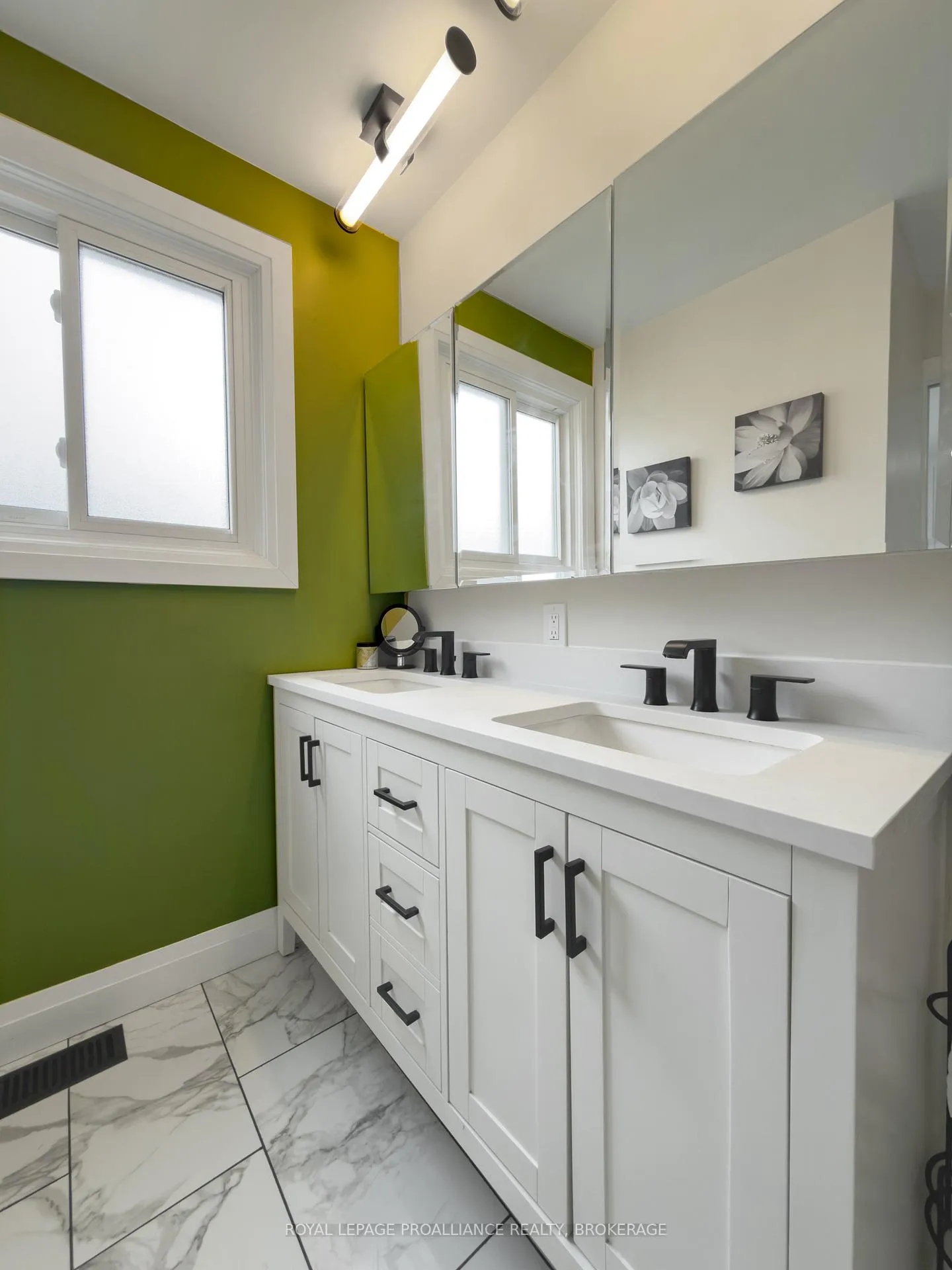Photo 18 of 931 Auden Park Drive, Kingston, City Southwest — HOMEH