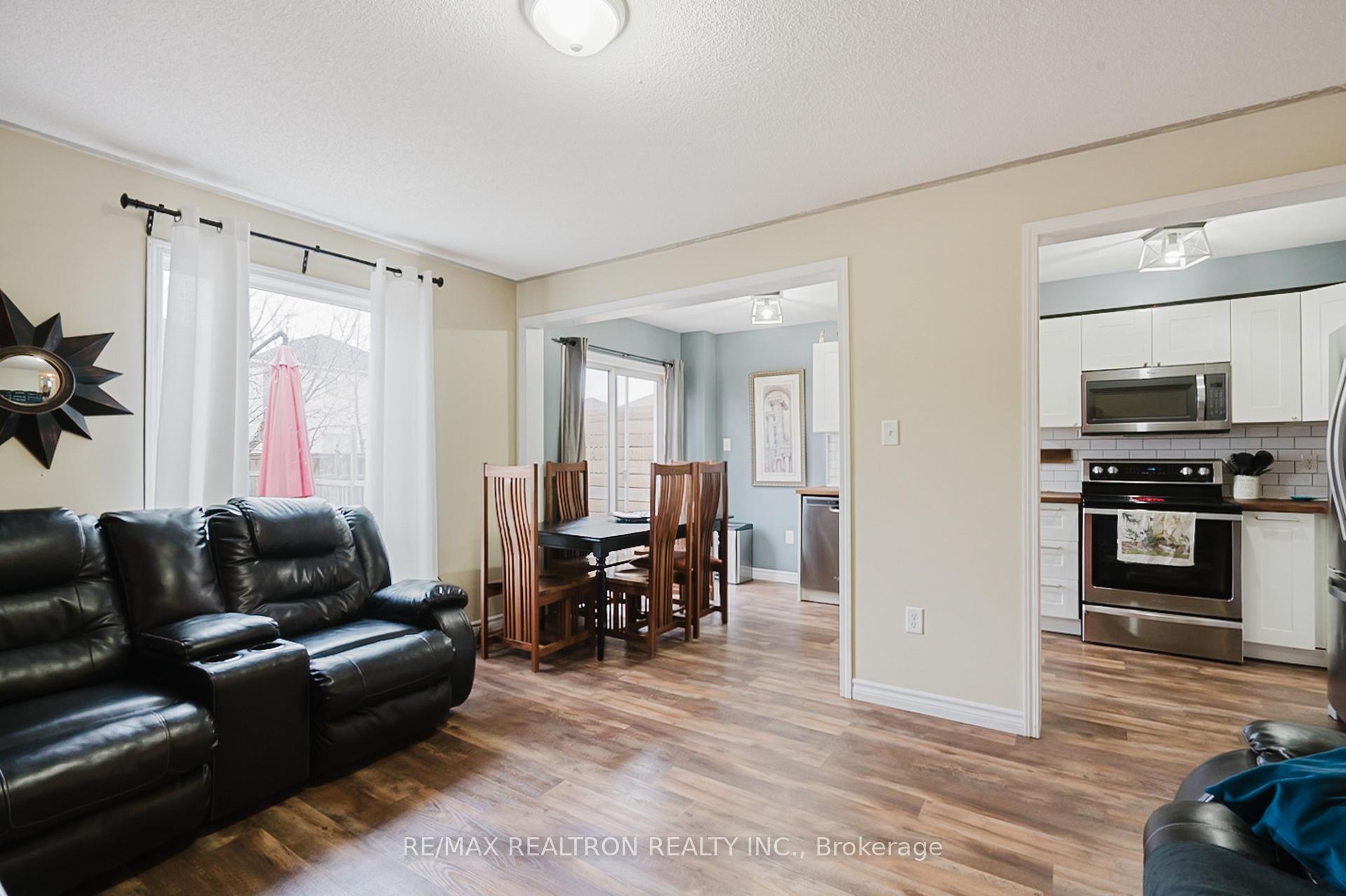 Photo 10 of 95 Stonemount Crescent, Essa, Angus — HOMEH