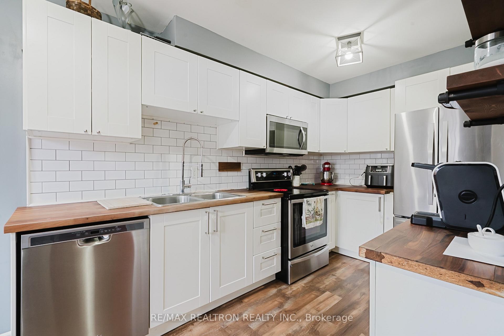 Photo 11 of 95 Stonemount Crescent, Essa, Angus — HOMEH