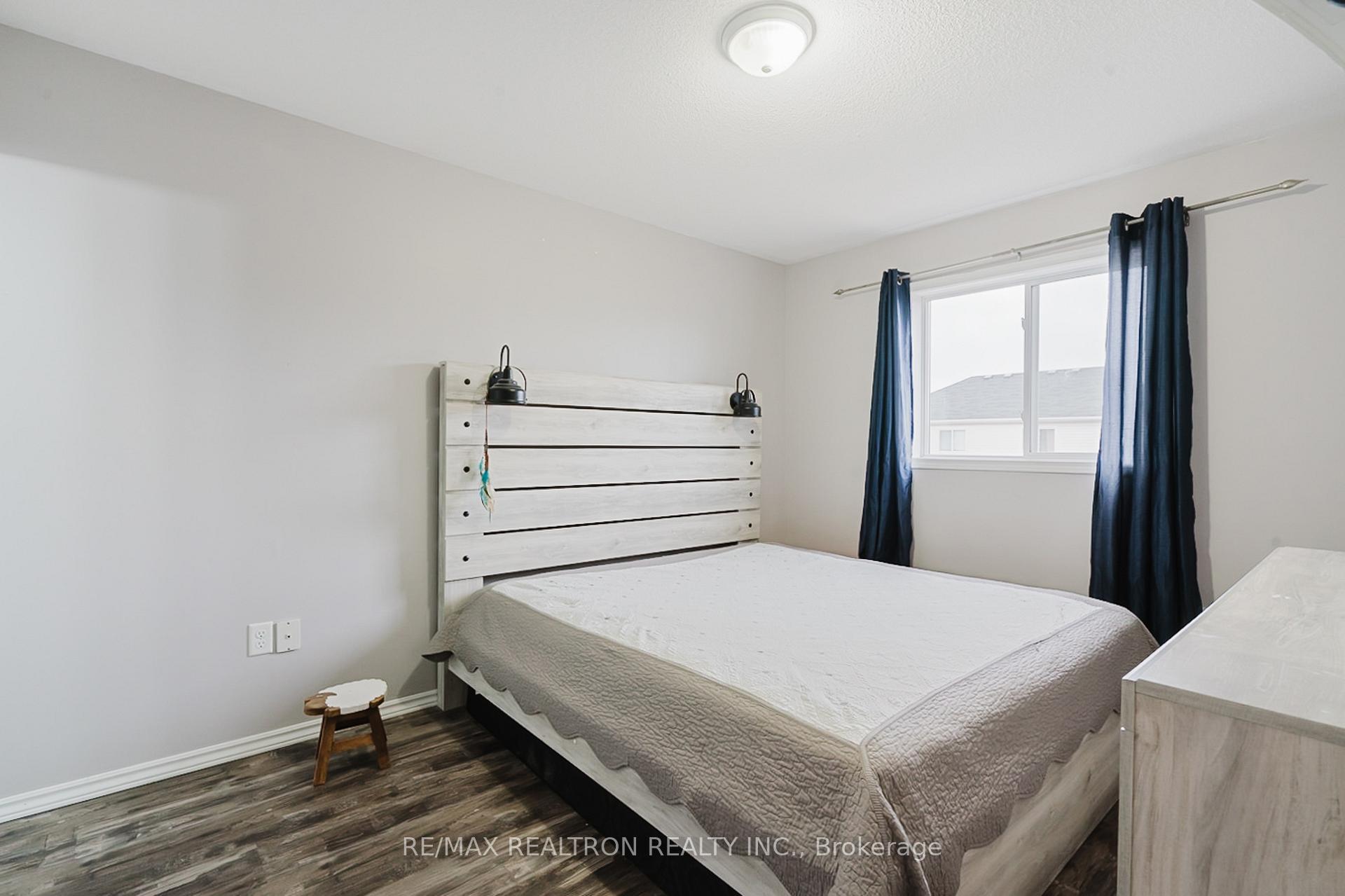 Photo 18 of 95 Stonemount Crescent, Essa, Angus — HOMEH