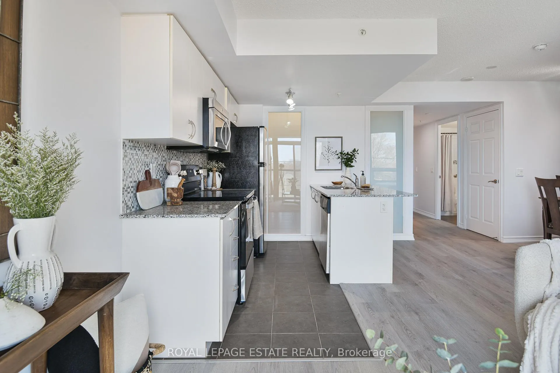 Photo 13 of 280 Donlands Ave, Toronto, Danforth Village-East York — HOMEH