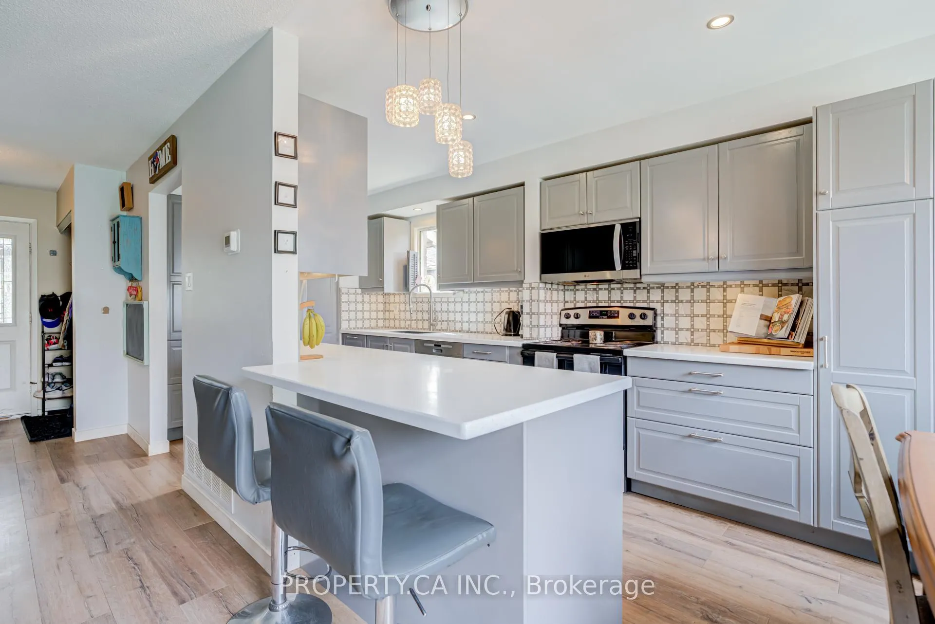 Photo 6 of 6 Hendley Drive, Ajax, Central West — HOMEH