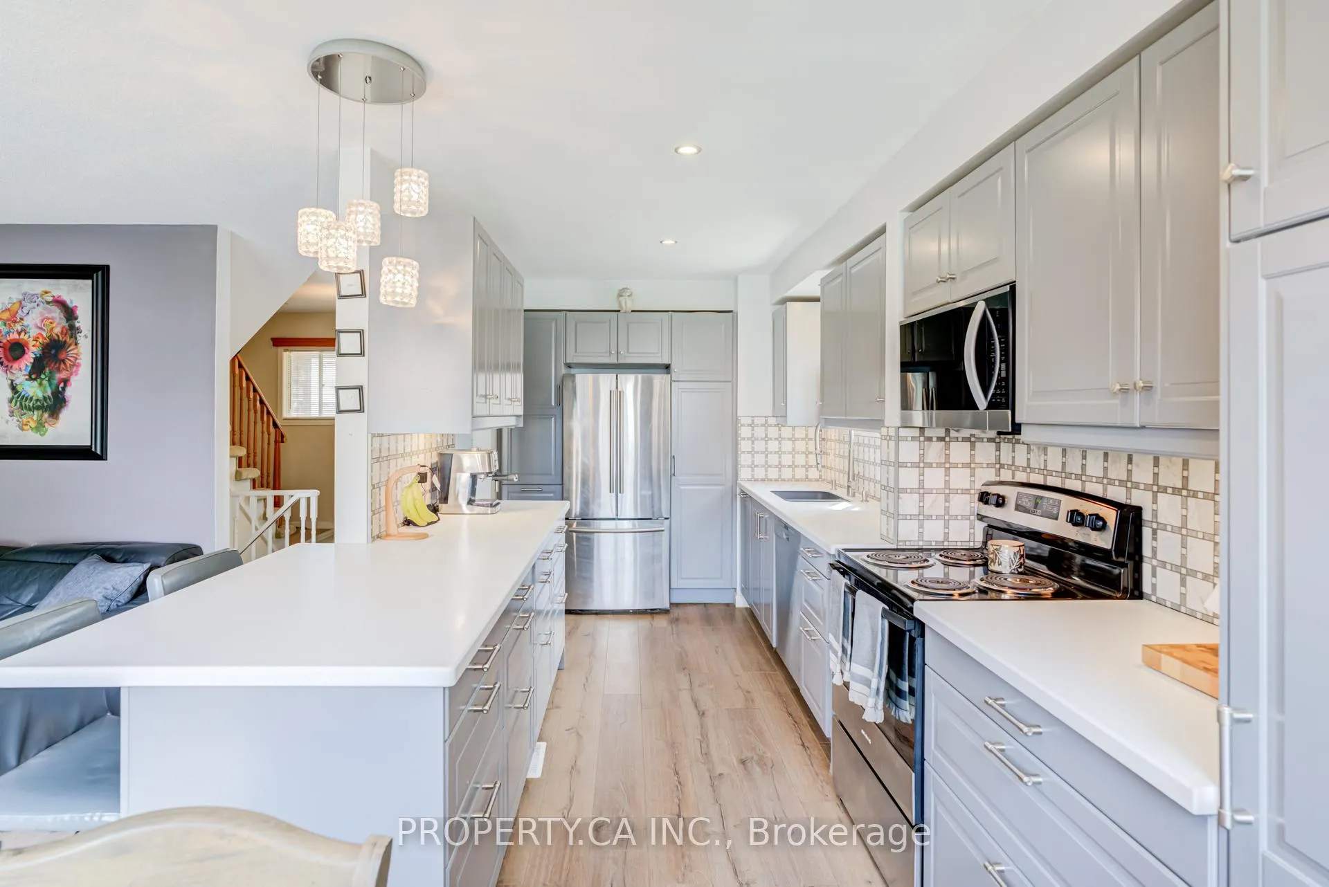 Photo 7 of 6 Hendley Drive, Ajax, Central West — HOMEH