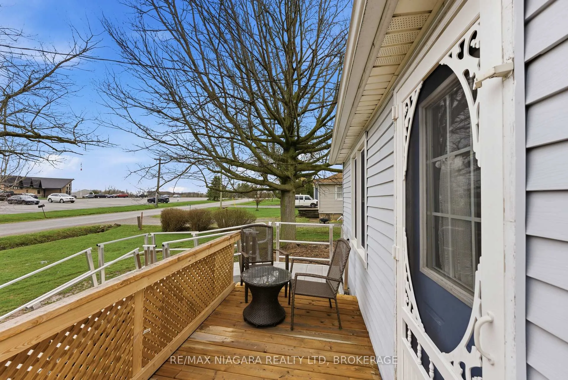 Photo 8 of 10364 Willodell Road, Niagara Falls, Lyons Creek — HOMEH
