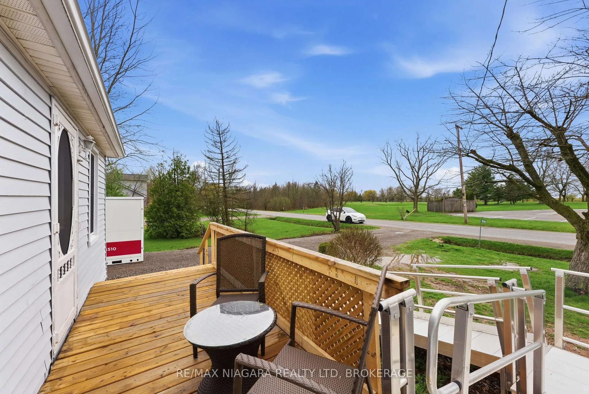Photo 9 of 10364 Willodell Road, Niagara Falls, Lyons Creek — HOMEH
