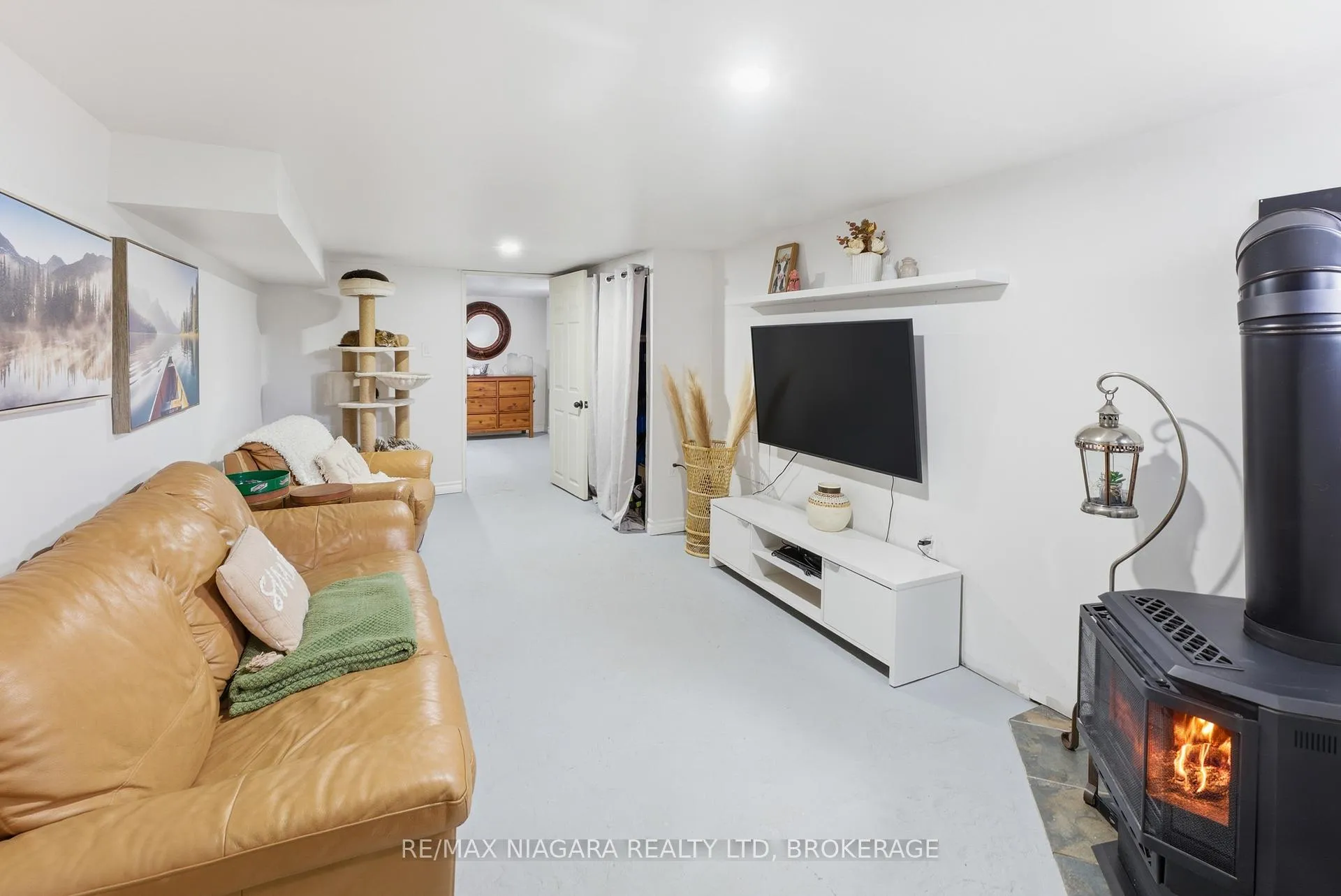 Photo 29 of 10364 Willodell Road, Niagara Falls, Lyons Creek — HOMEH