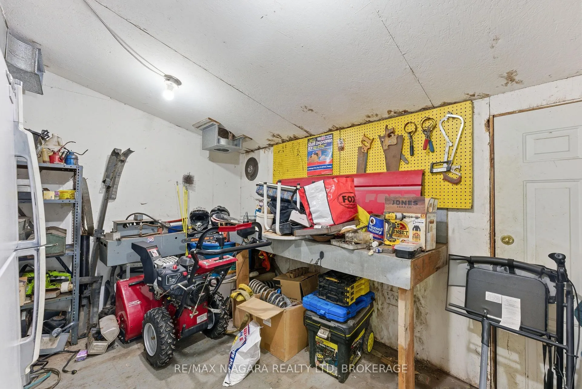 Photo 37 of 10364 Willodell Road, Niagara Falls, Lyons Creek — HOMEH