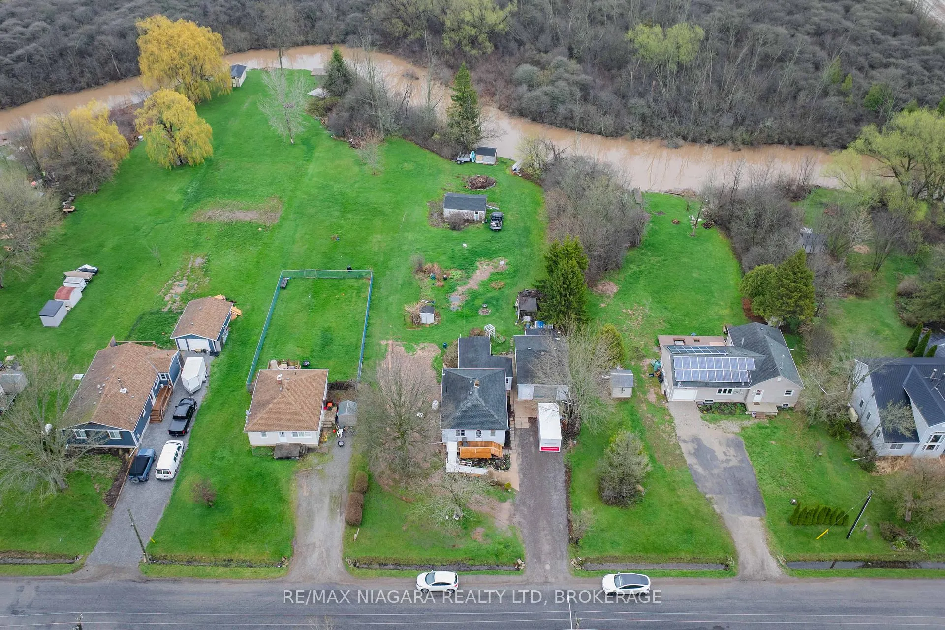 Photo 38 of 10364 Willodell Road, Niagara Falls, Lyons Creek — HOMEH