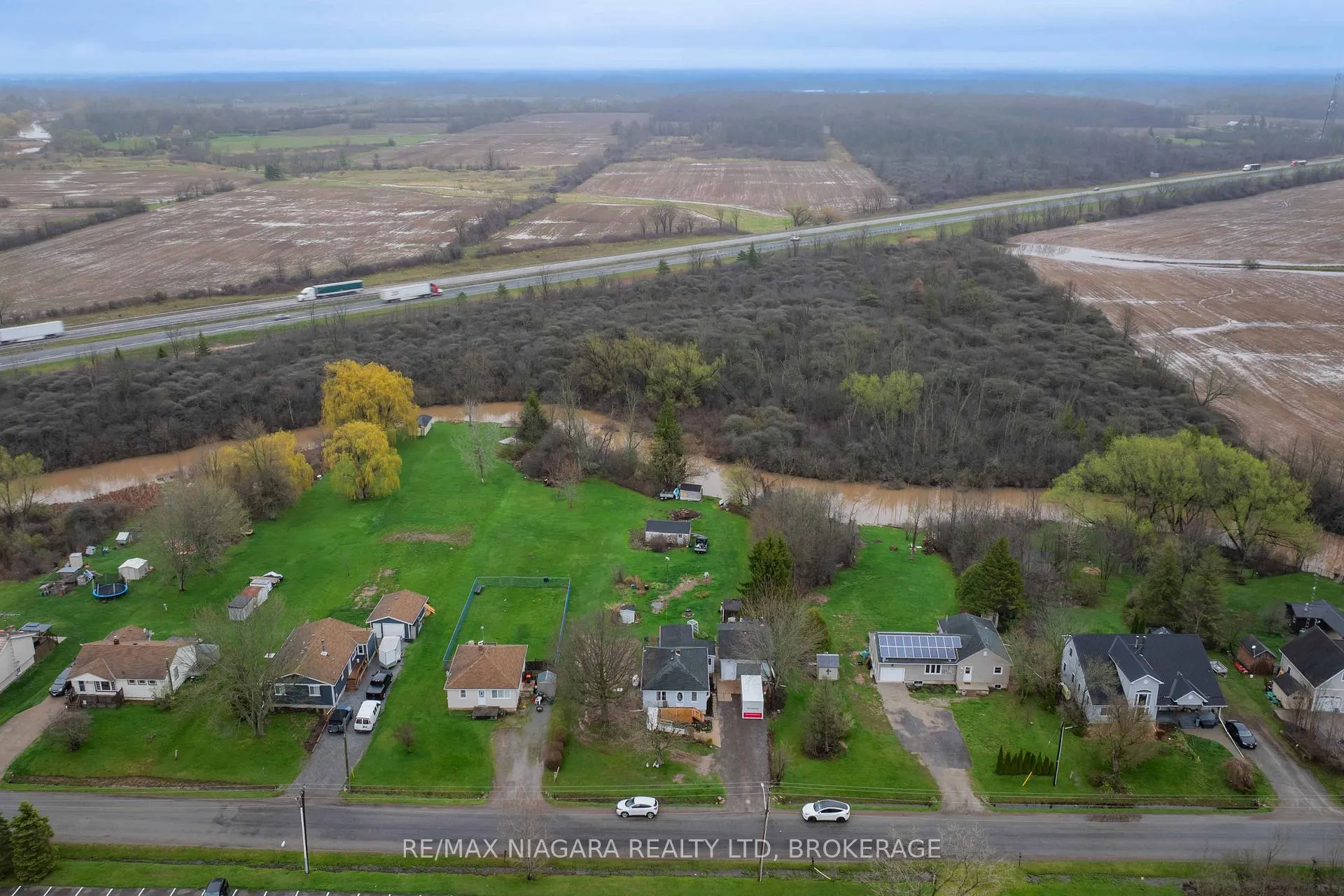 Photo 39 of 10364 Willodell Road, Niagara Falls, Lyons Creek — HOMEH