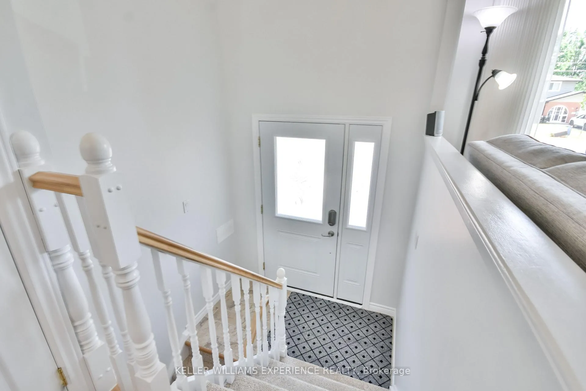 Photo 5 of 80 Cundles Road E, Barrie, Cundles East — HOMEH