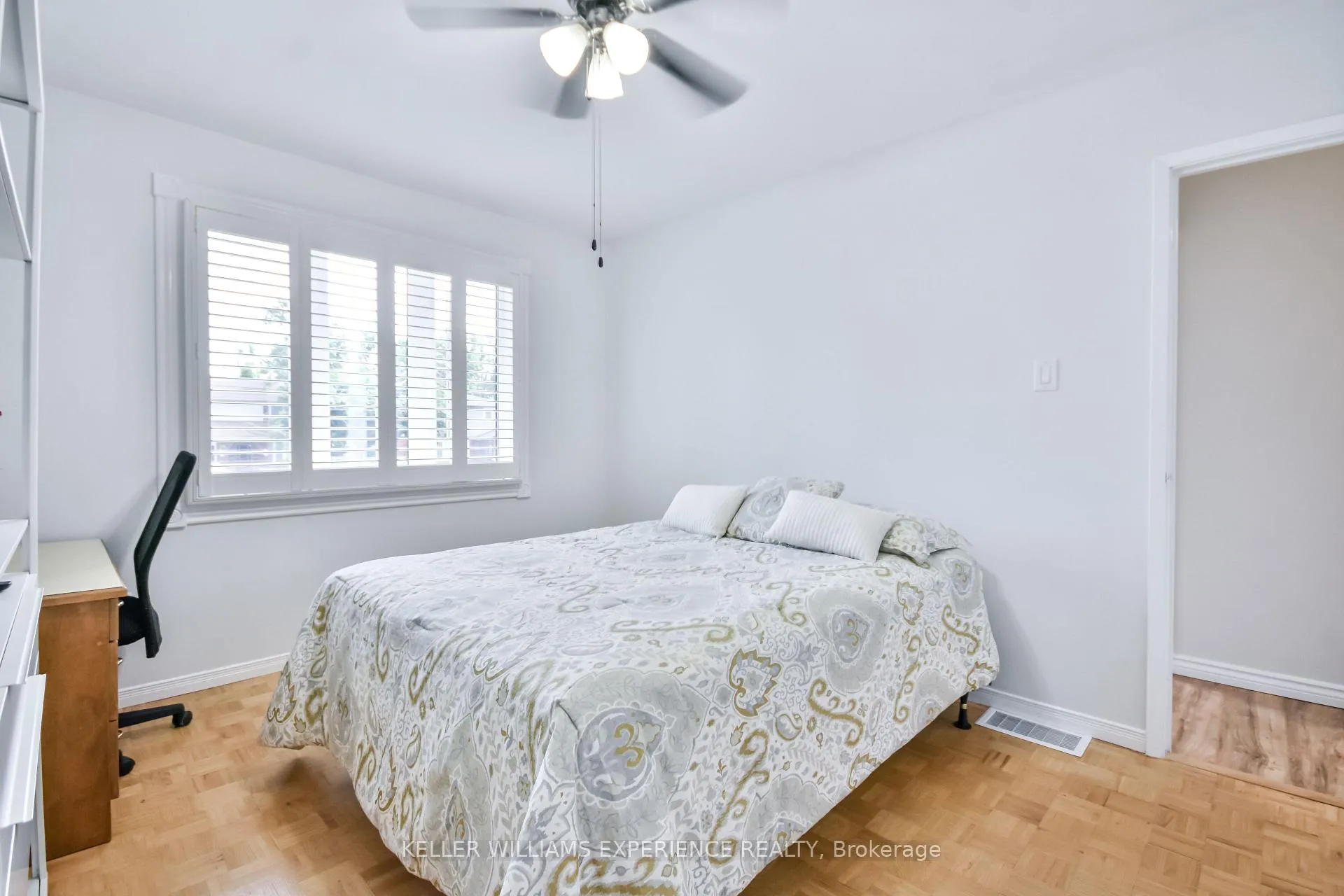 Photo 16 of 80 Cundles Road E, Barrie, Cundles East — HOMEH