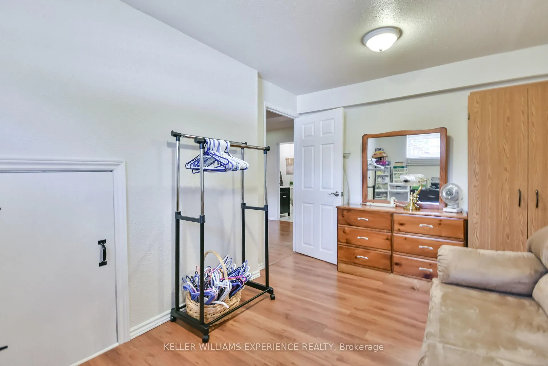 Photo 30 of 80 Cundles Road E, Barrie, Cundles East — HOMEH