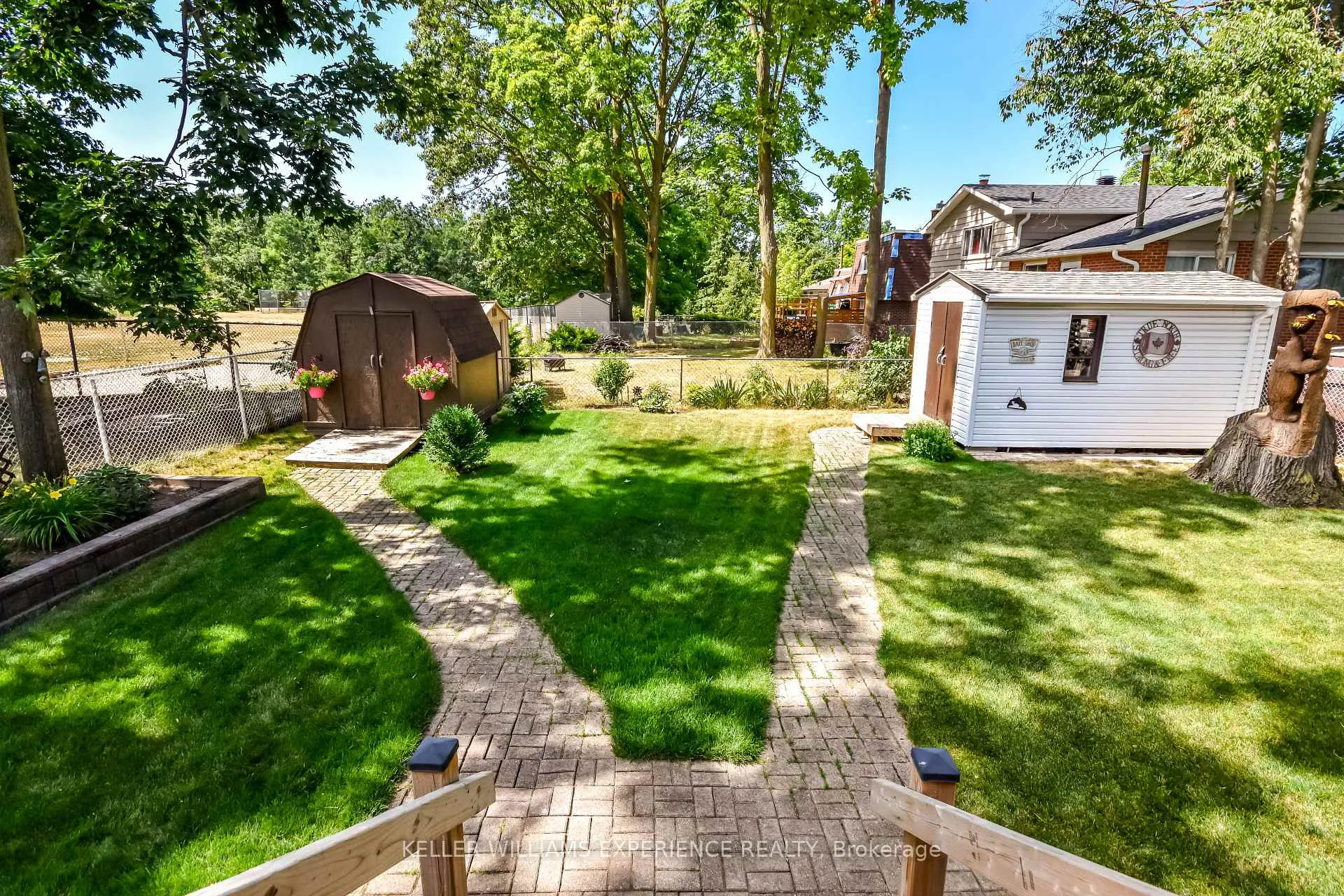 Photo 33 of 80 Cundles Road E, Barrie, Cundles East — HOMEH