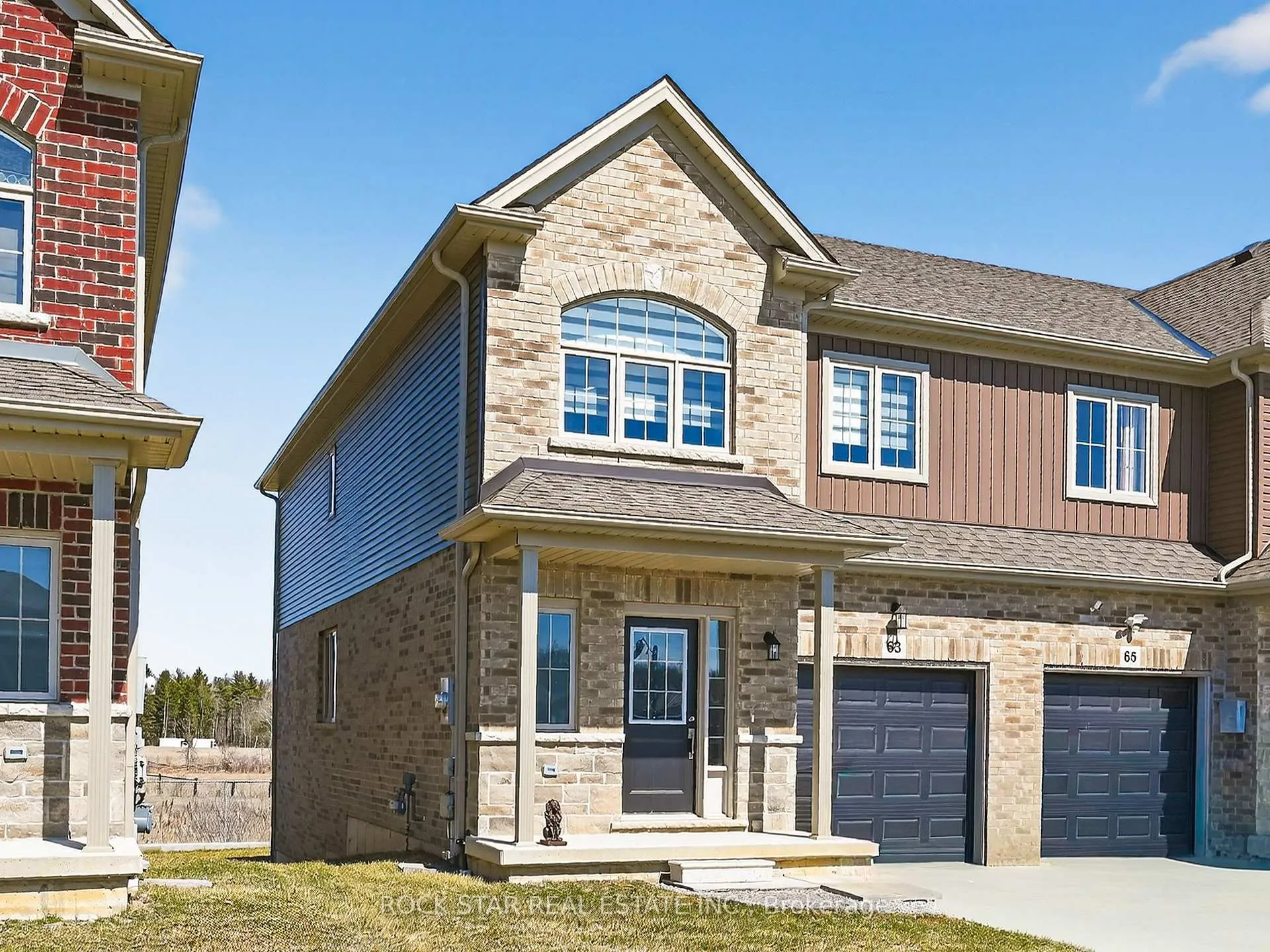 Photo 3 of 63 Lloyd Davies Way, Hamilton, Binbrook — HOMEH