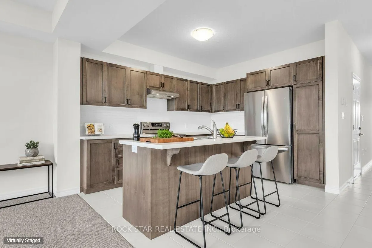 Photo 11 of 63 Lloyd Davies Way, Hamilton, Binbrook — HOMEH