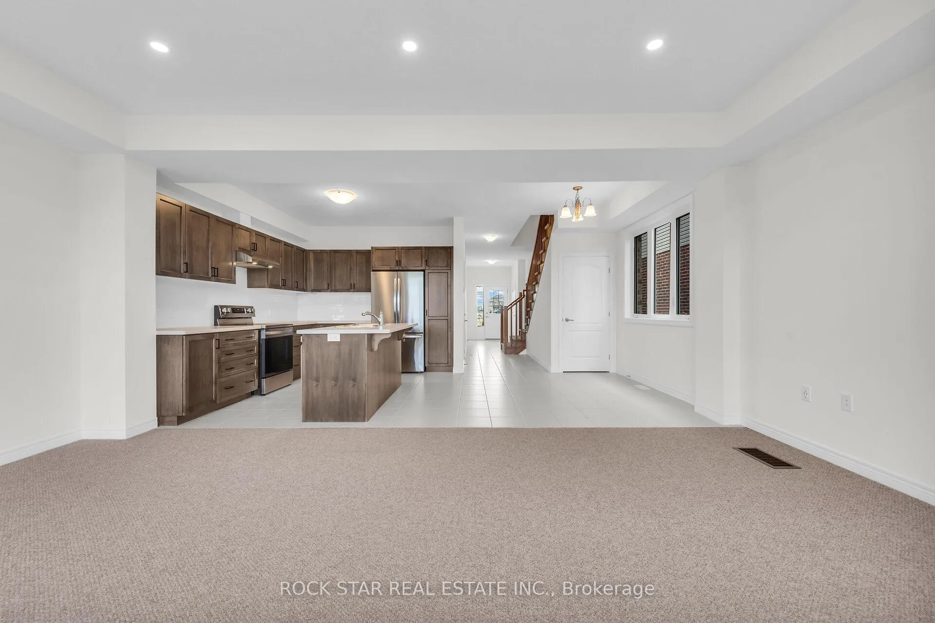 Photo 22 of 63 Lloyd Davies Way, Hamilton, Binbrook — HOMEH