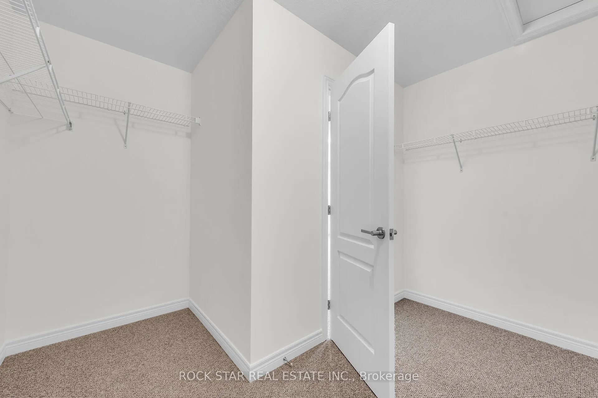 Photo 31 of 63 Lloyd Davies Way, Hamilton, Binbrook — HOMEH