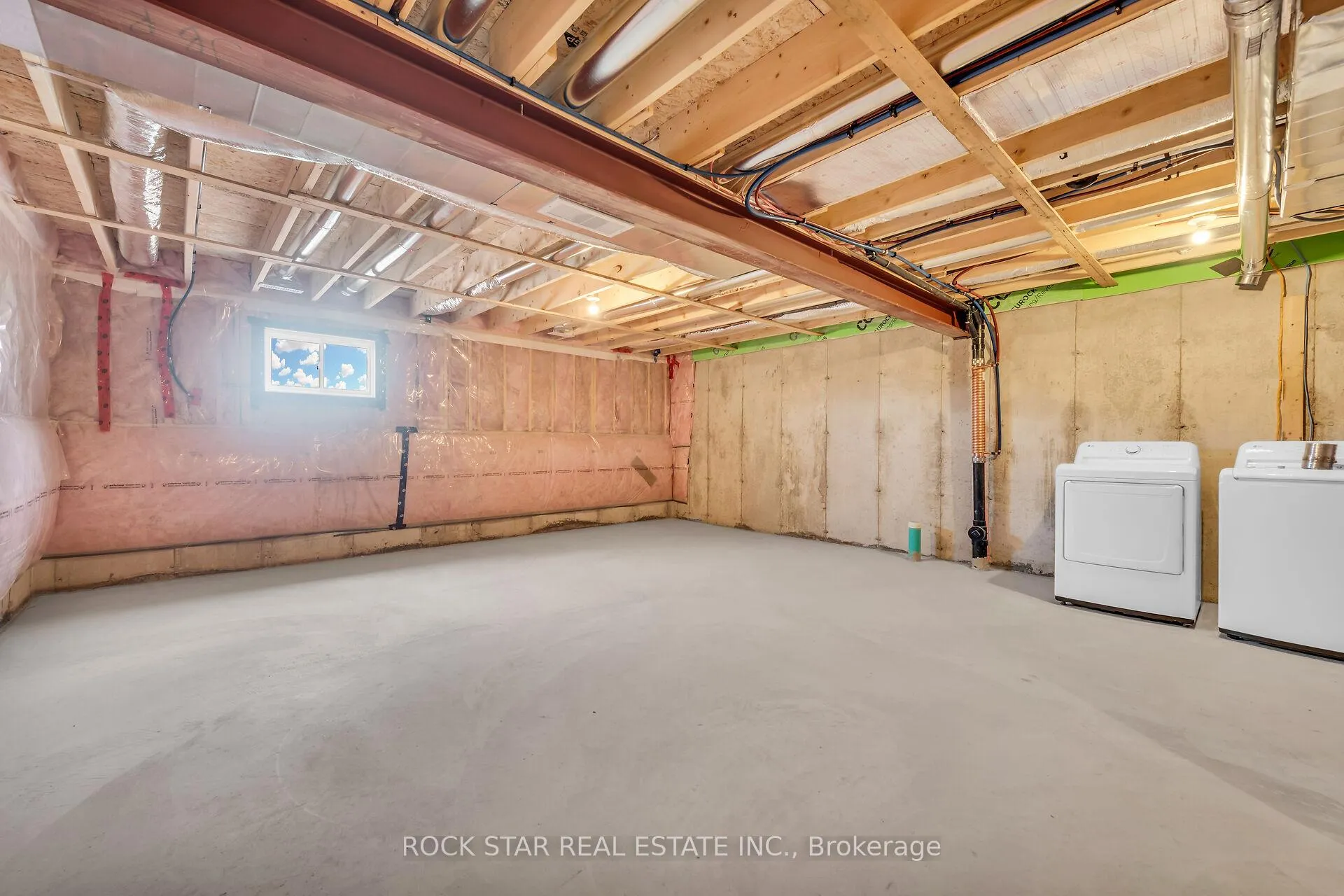 Photo 35 of 63 Lloyd Davies Way, Hamilton, Binbrook — HOMEH
