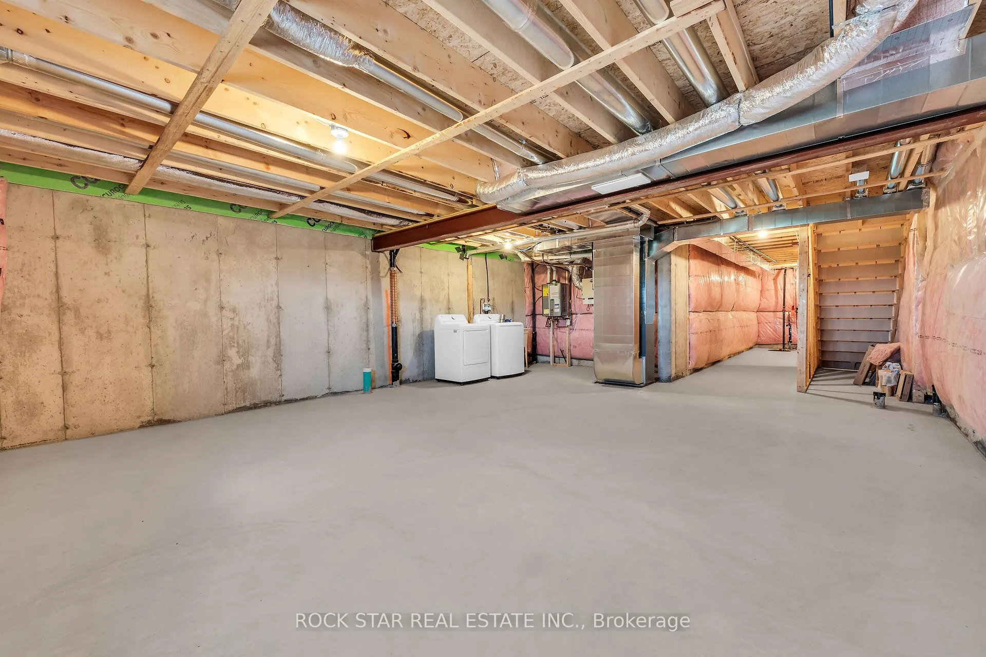 Photo 36 of 63 Lloyd Davies Way, Hamilton, Binbrook — HOMEH