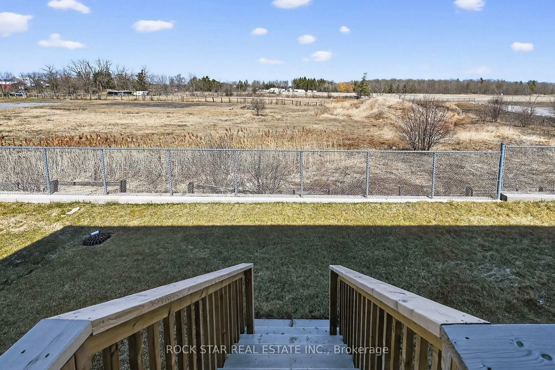 Photo 42 of 63 Lloyd Davies Way, Hamilton, Binbrook — HOMEH