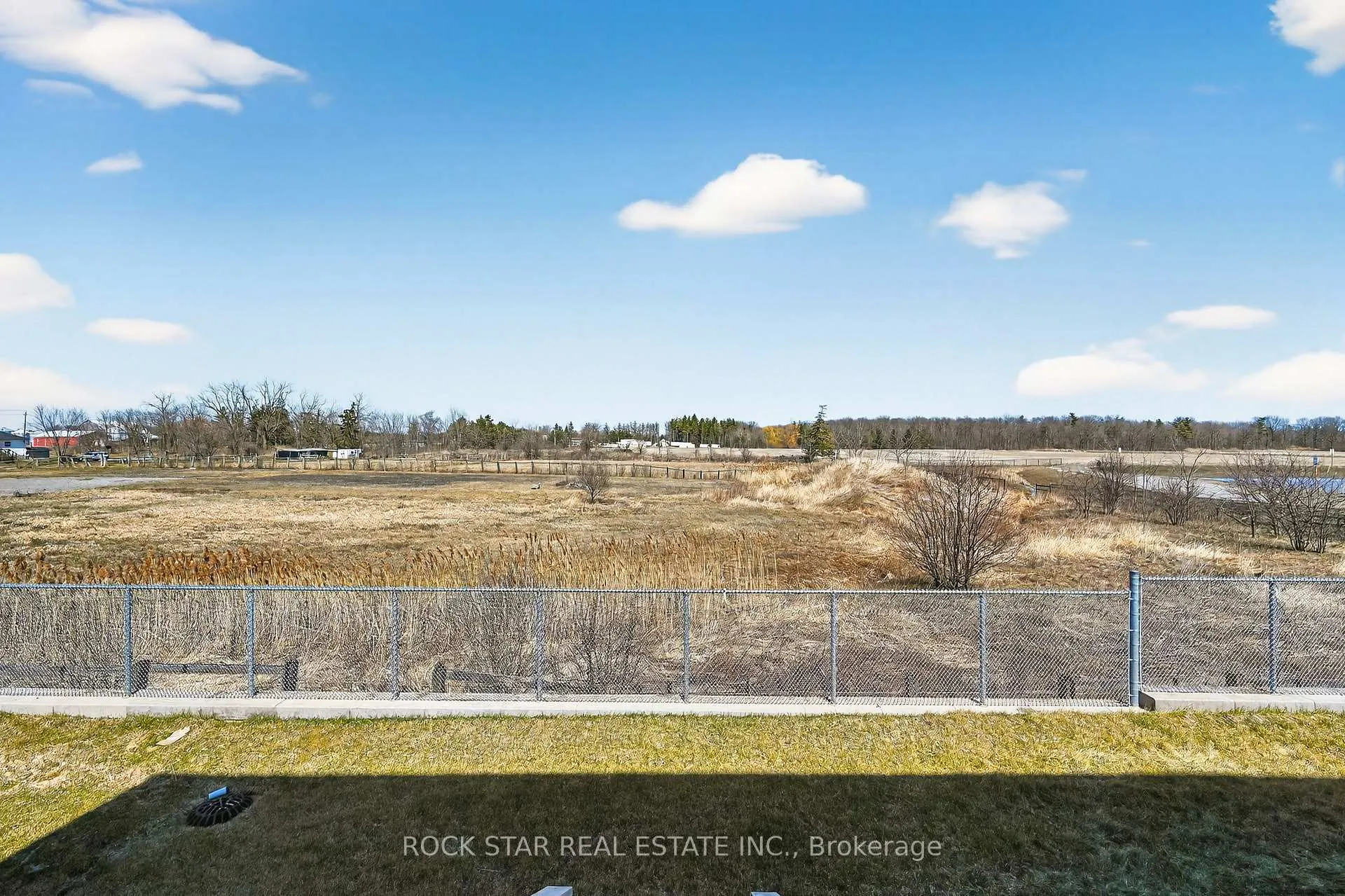 Photo 43 of 63 Lloyd Davies Way, Hamilton, Binbrook — HOMEH