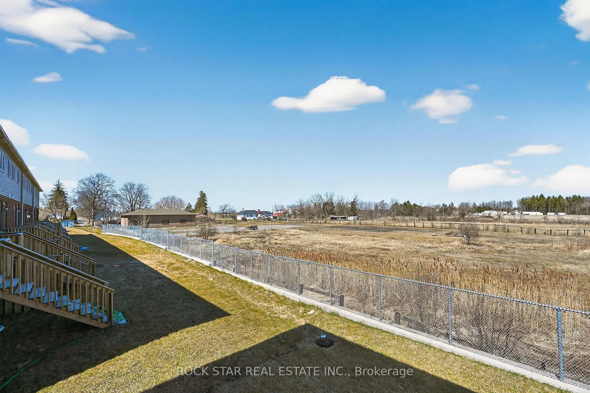 Photo 45 of 63 Lloyd Davies Way, Hamilton, Binbrook — HOMEH