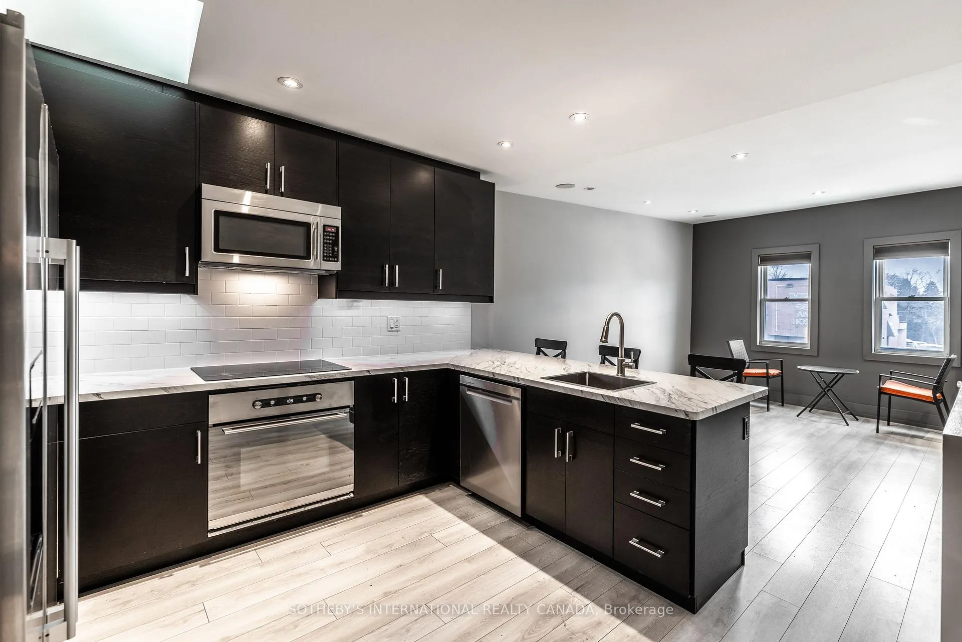 Photo 4 of Unit Upper Unit, 3236 Yonge Street, Toronto, Lawrence Park North — HOMEH