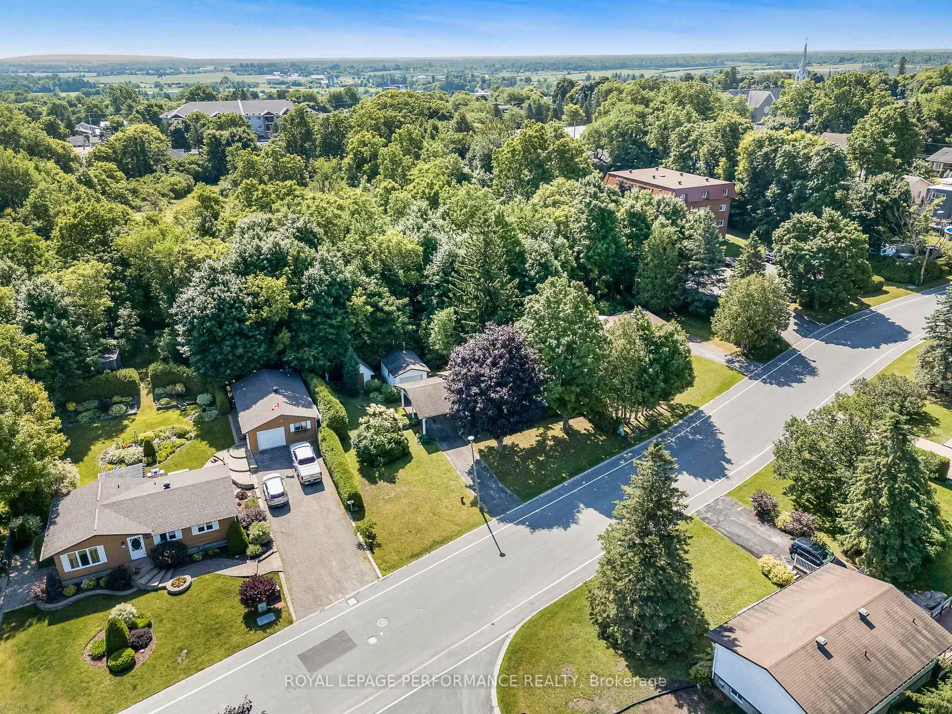 Photo 30 of 69 Home Avenue, Champlain, Vankleek Hill — HOMEH