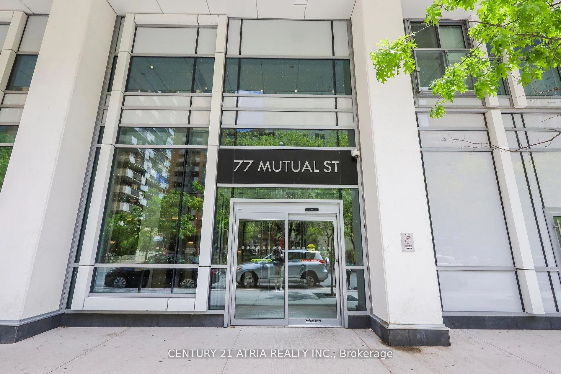 Photo 3 of Unit 2105, 77 Mutual Street, Toronto, Church-Yonge Corridor — HOMEH