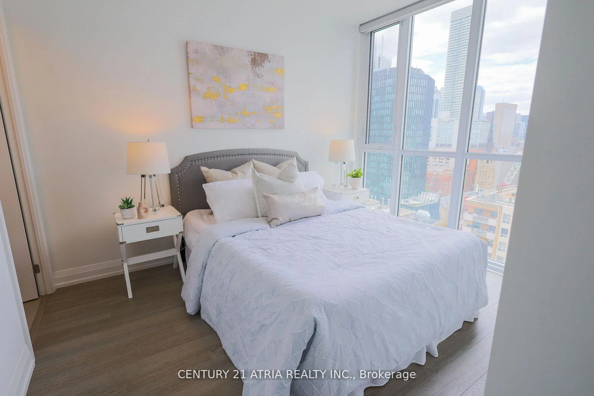 Photo 20 of Unit 2105, 77 Mutual Street, Toronto, Church-Yonge Corridor — HOMEH