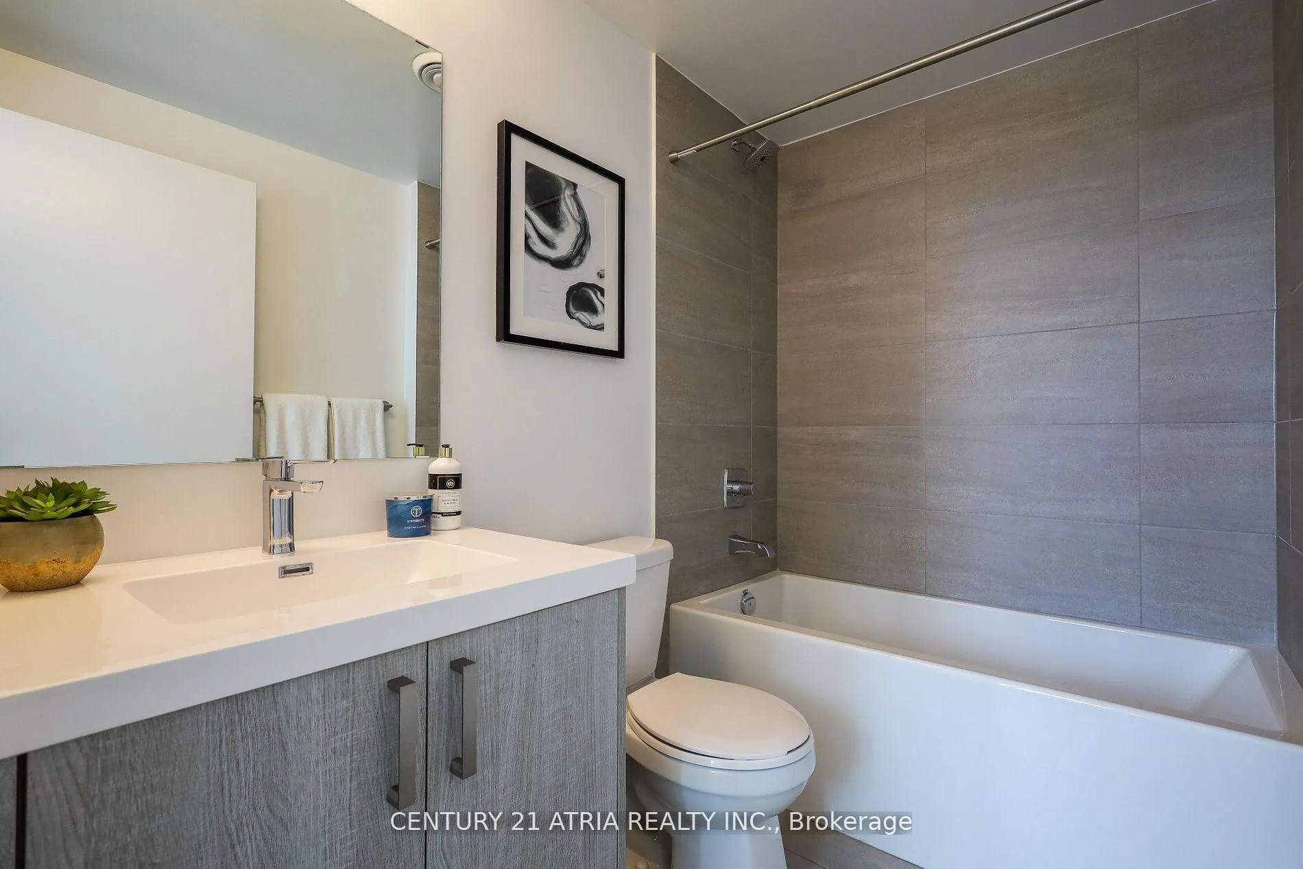 Photo 22 of Unit 2105, 77 Mutual Street, Toronto, Church-Yonge Corridor — HOMEH