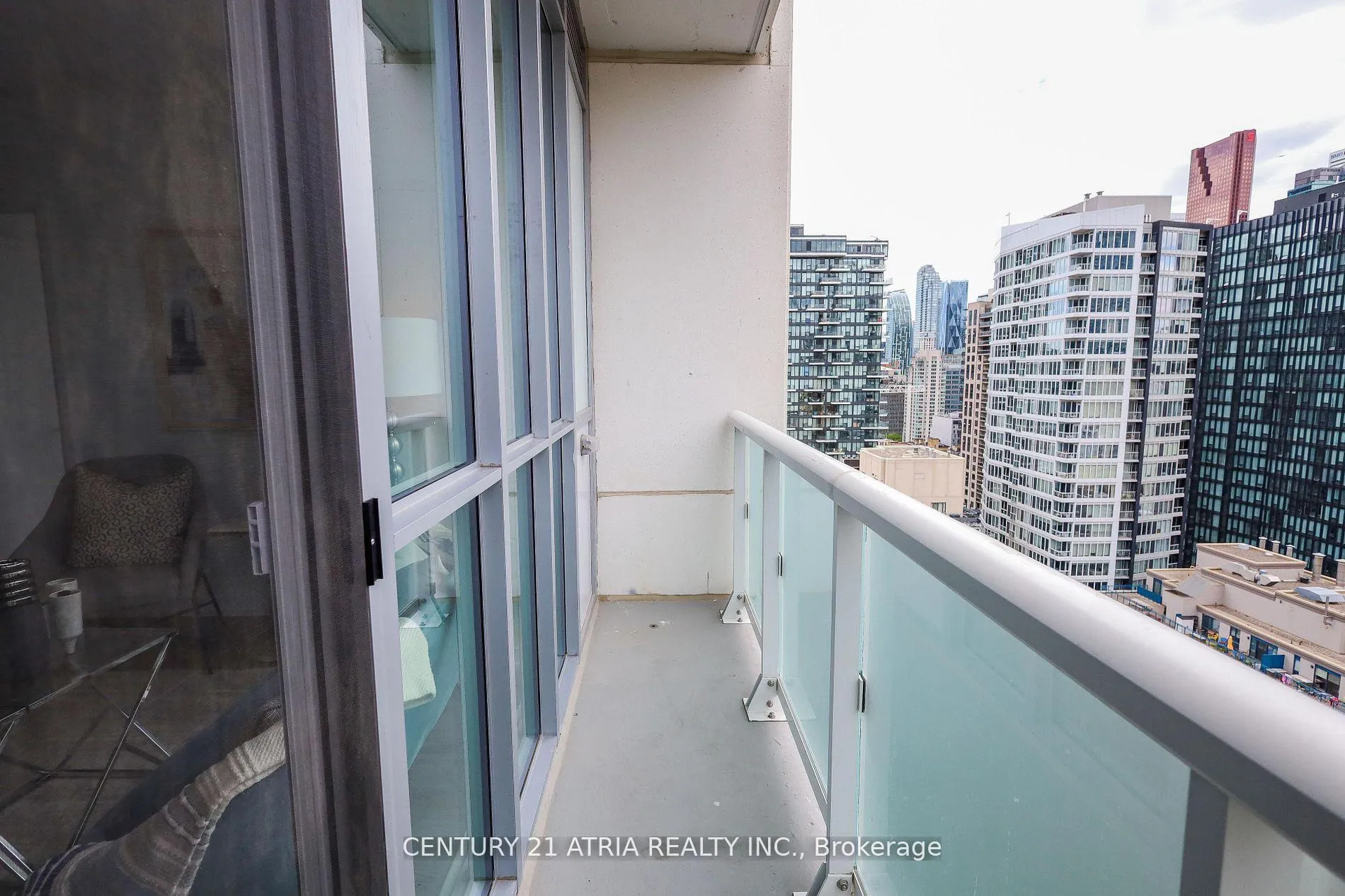 Photo 30 of Unit 2105, 77 Mutual Street, Toronto, Church-Yonge Corridor — HOMEH