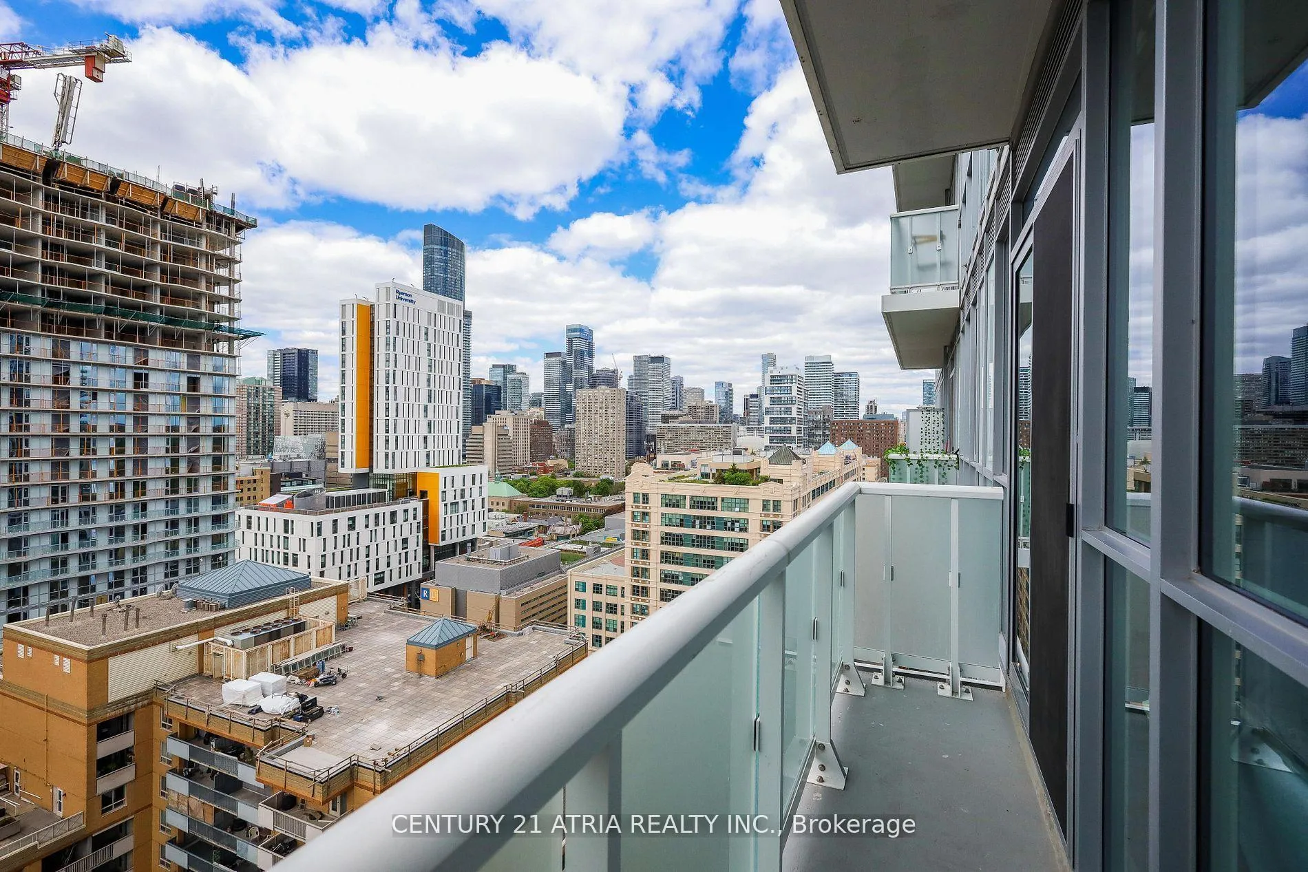 Photo 33 of Unit 2105, 77 Mutual Street, Toronto, Church-Yonge Corridor — HOMEH