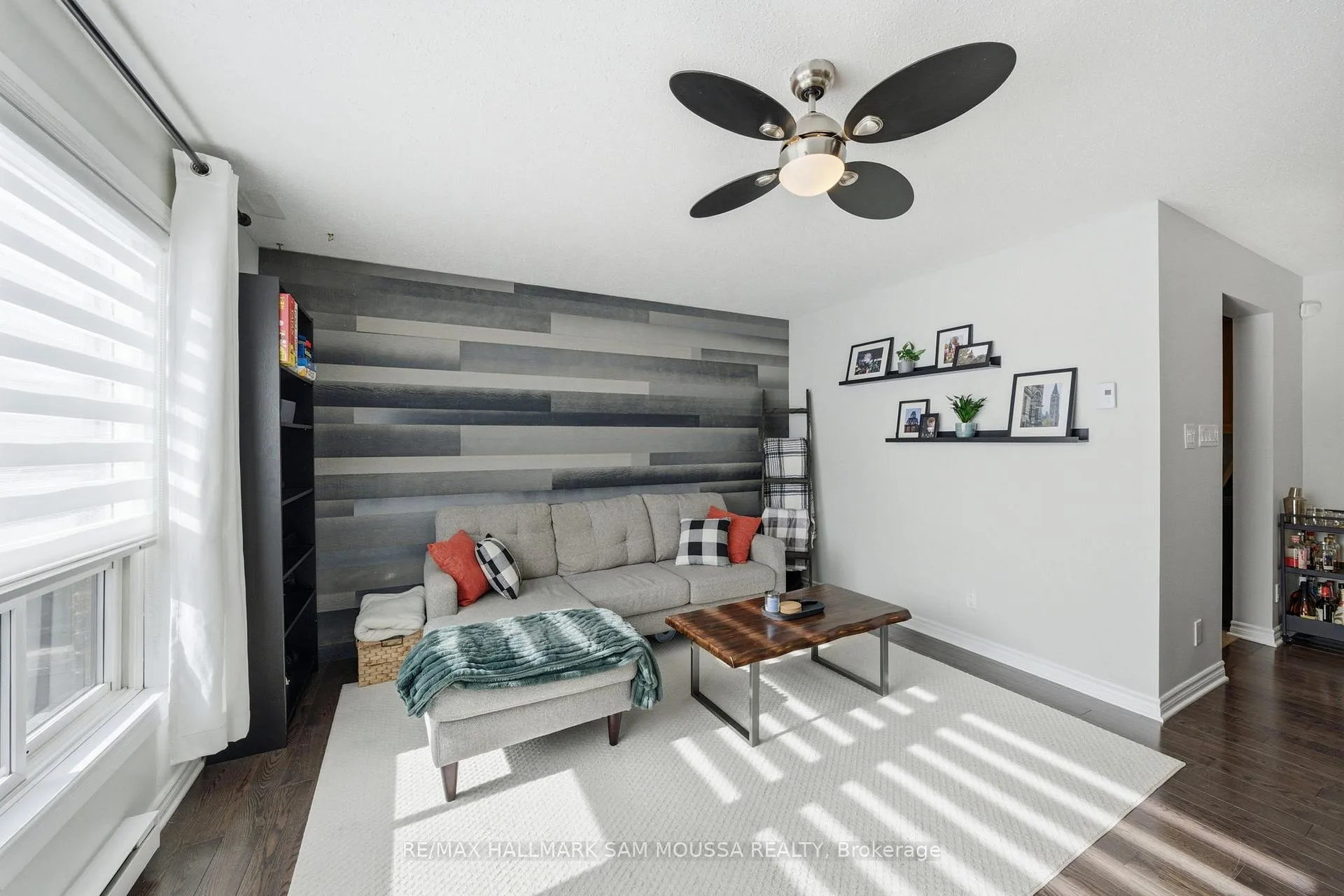 Photo 9 of Unit B, 25 Woodvale Green, Ottawa, Craig Henry/Woodvale — HOMEH