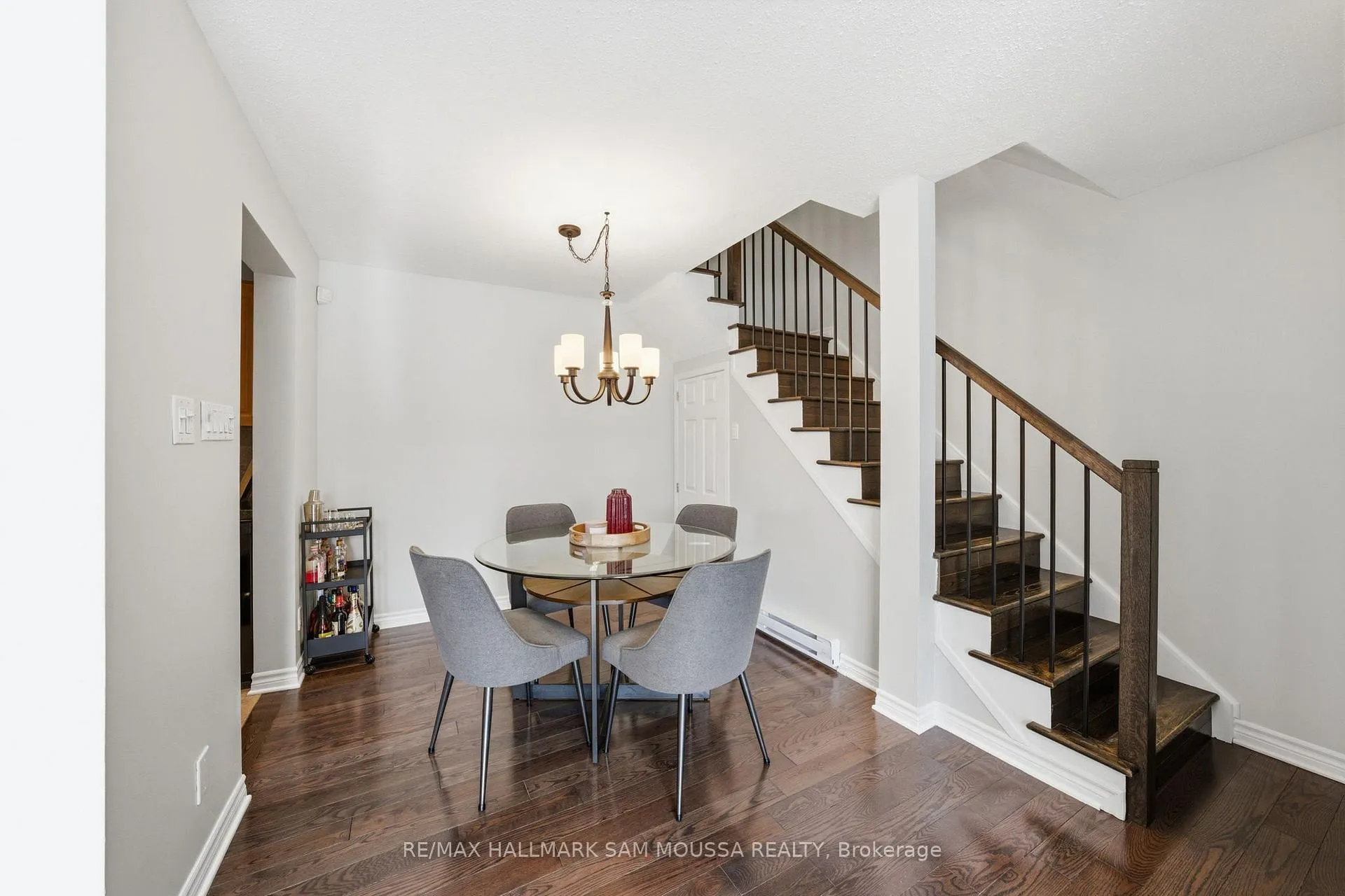 Photo 12 of Unit B, 25 Woodvale Green, Ottawa, Craig Henry/Woodvale — HOMEH