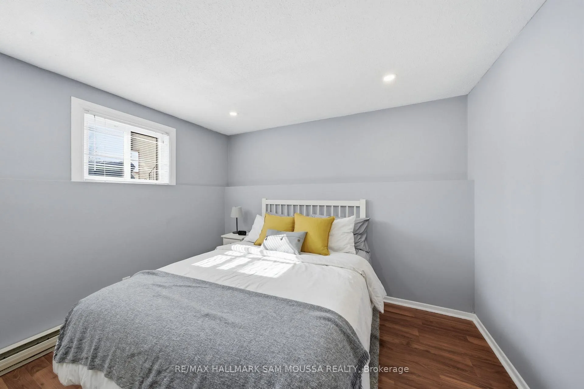 Photo 29 of Unit B, 25 Woodvale Green, Ottawa, Craig Henry/Woodvale — HOMEH