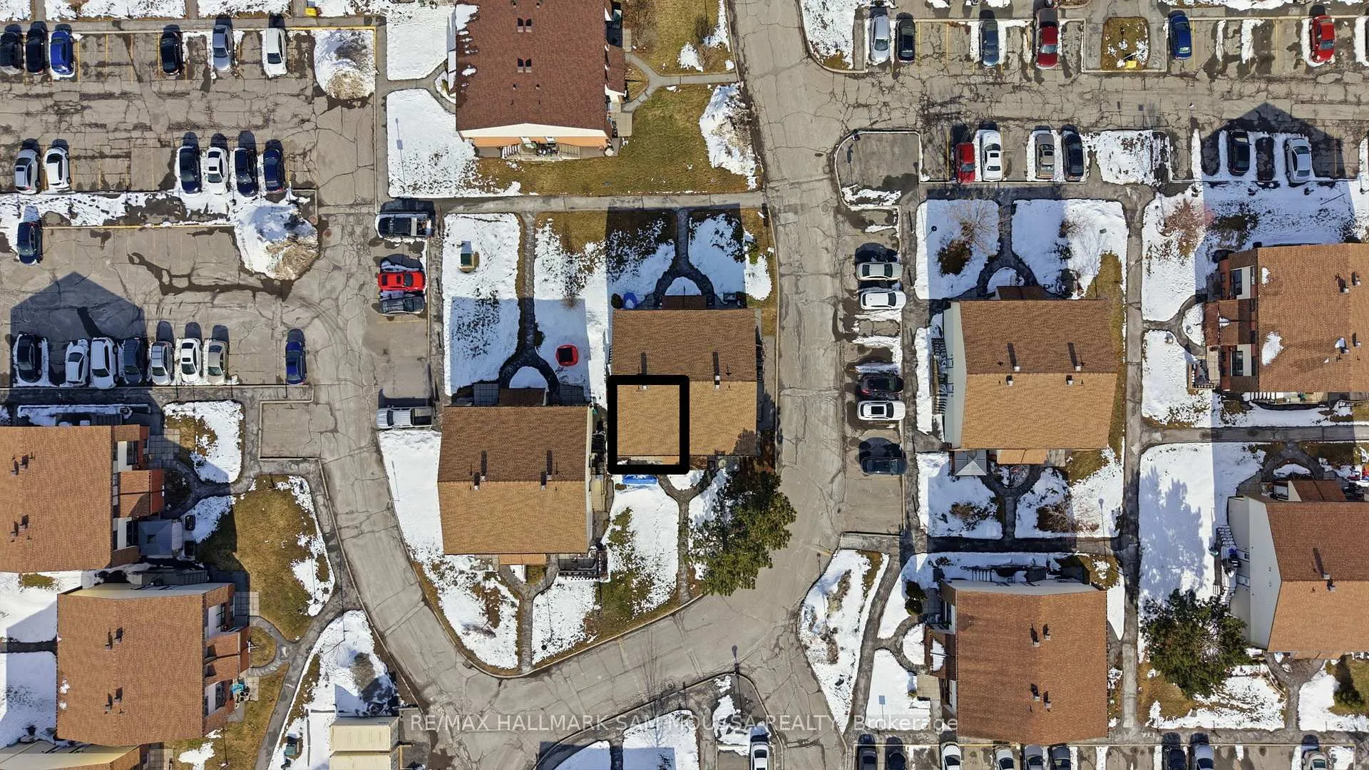 Photo 35 of Unit B, 25 Woodvale Green, Ottawa, Craig Henry/Woodvale — HOMEH
