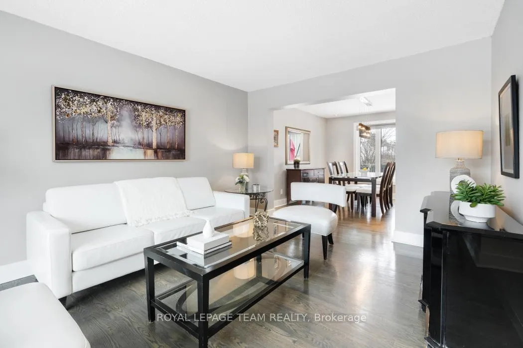 Photo 5 of 28 Holitman Drive, Ottawa, Barrhaven - Knollsbrook — HOMEH