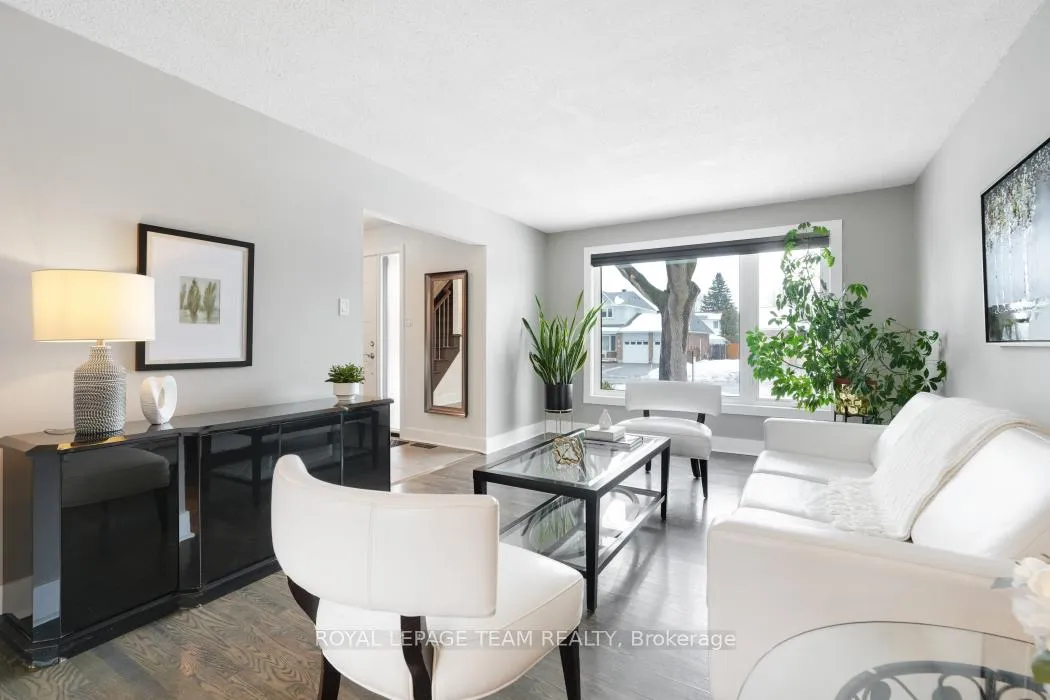Photo 7 of 28 Holitman Drive, Ottawa, Barrhaven - Knollsbrook — HOMEH