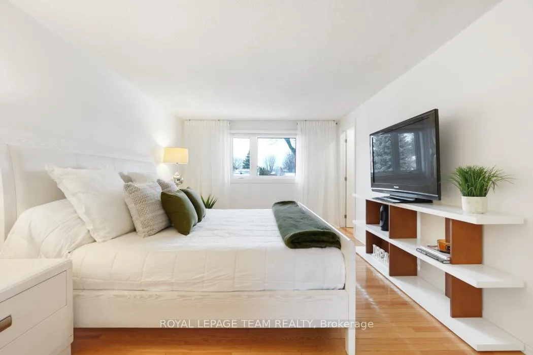 Photo 20 of 28 Holitman Drive, Ottawa, Barrhaven - Knollsbrook — HOMEH
