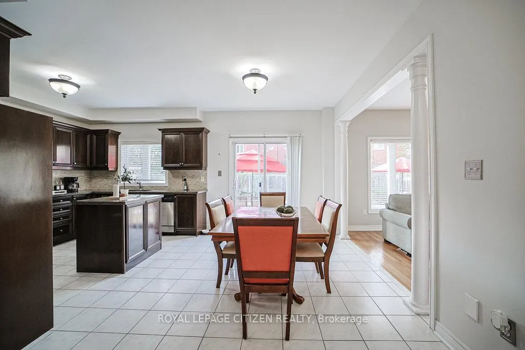 Photo 11 of 31 Burnhaven Avenue, Vaughan, Maple — HOMEH