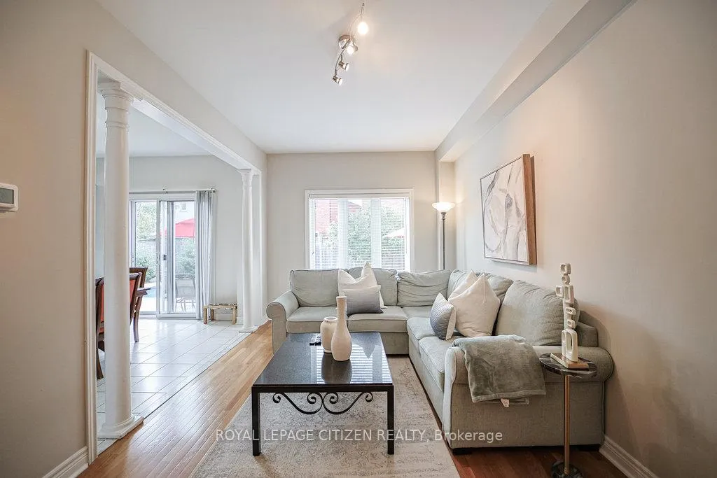 Photo 19 of 31 Burnhaven Avenue, Vaughan, Maple — HOMEH