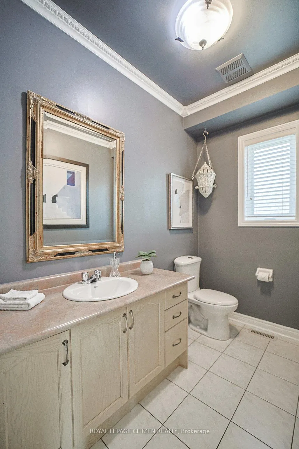 Photo 21 of 31 Burnhaven Avenue, Vaughan, Maple — HOMEH