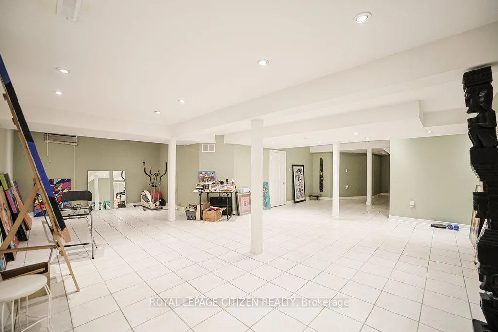 Photo 42 of 31 Burnhaven Avenue, Vaughan, Maple — HOMEH