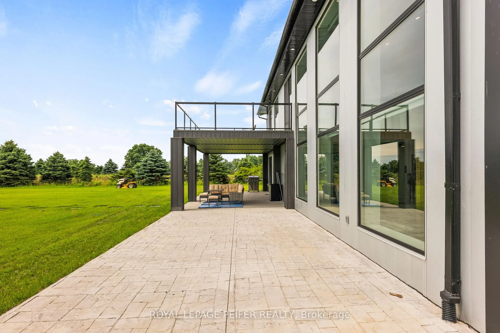 Photo 7 of 5202 Talbot Trail, Chatham-Kent, Romney — HOMEH